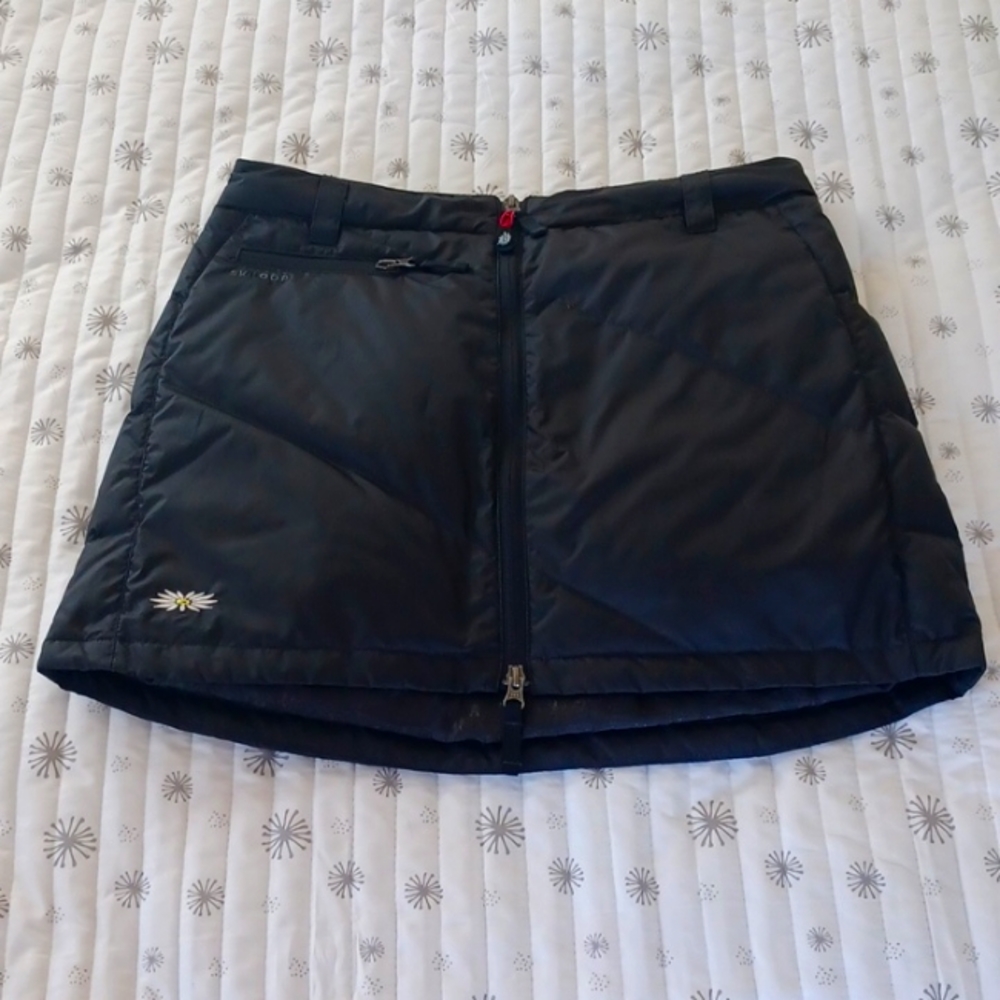 SKHOOP Down Active Winter Skirt, NWOT